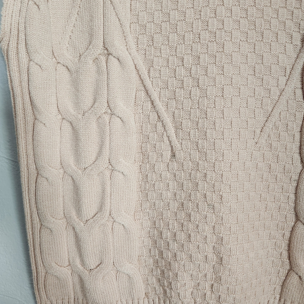 V Neck Sweater Vest - Picture 4 of 8